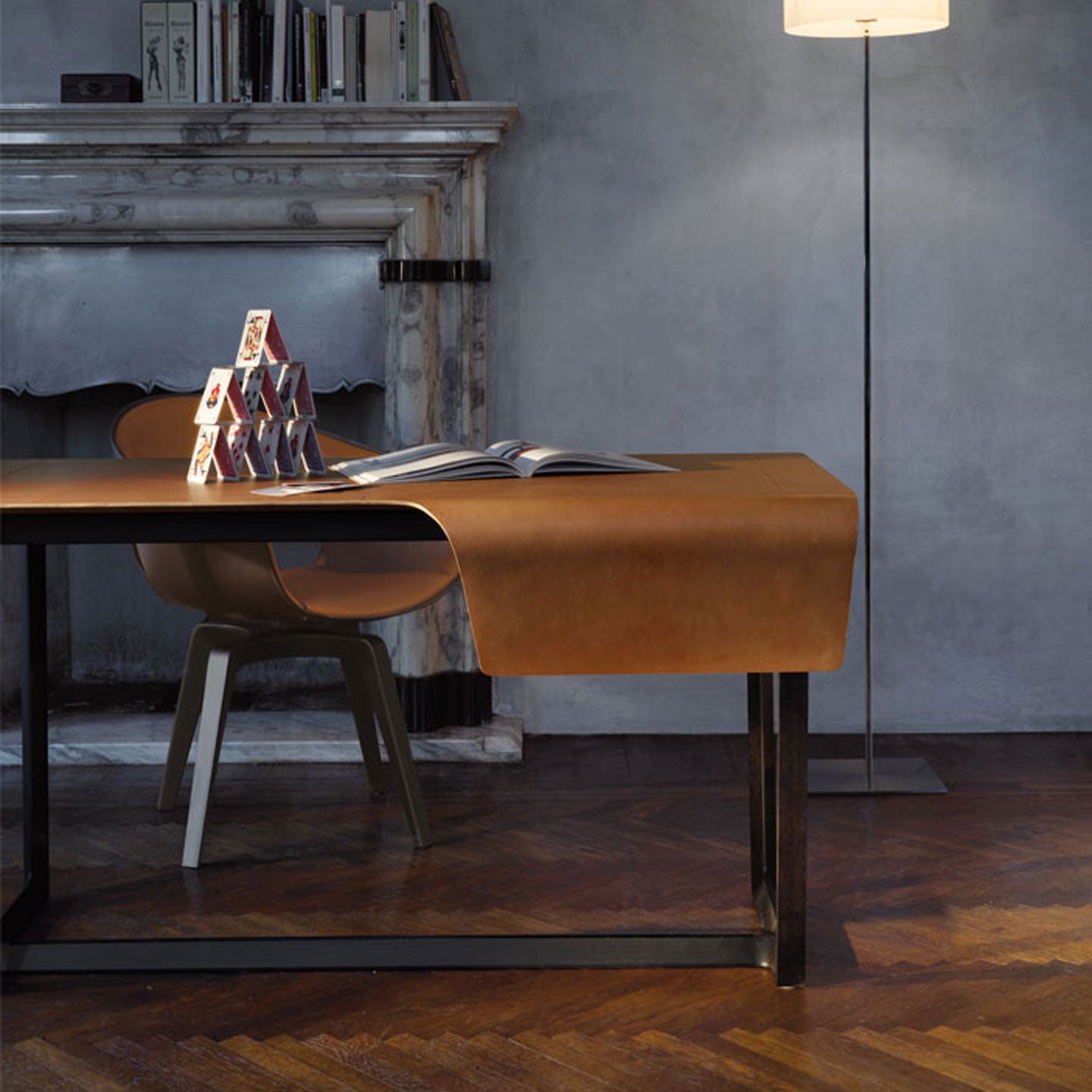 Fred Desk | Top in Saddle Extra Leather Camel