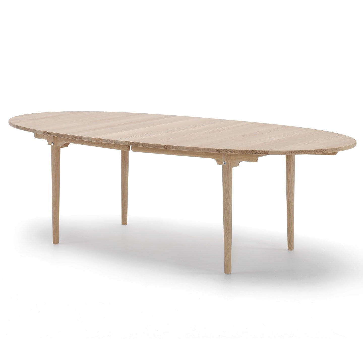 CH339 Extendable Table | Oiled Oak Top and Frame