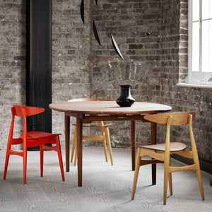 CH339 Extendable Table | Oiled Walnut Top and Frame