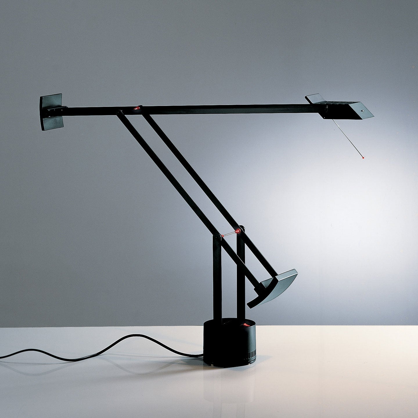 Tizio 35 | Black