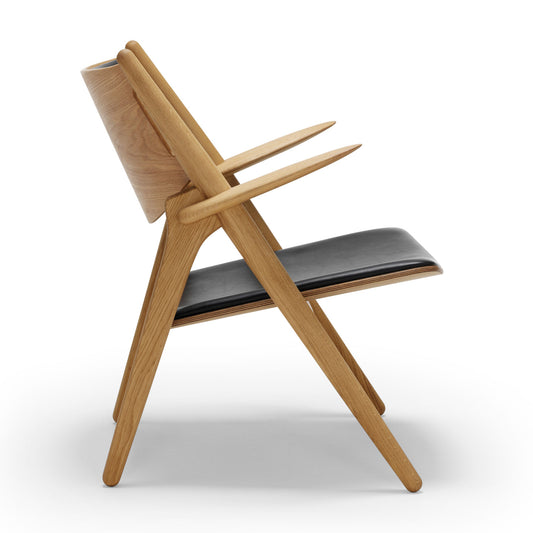 CH28 Chair | Black Loke Leather on Oak Veneer Seat and Back