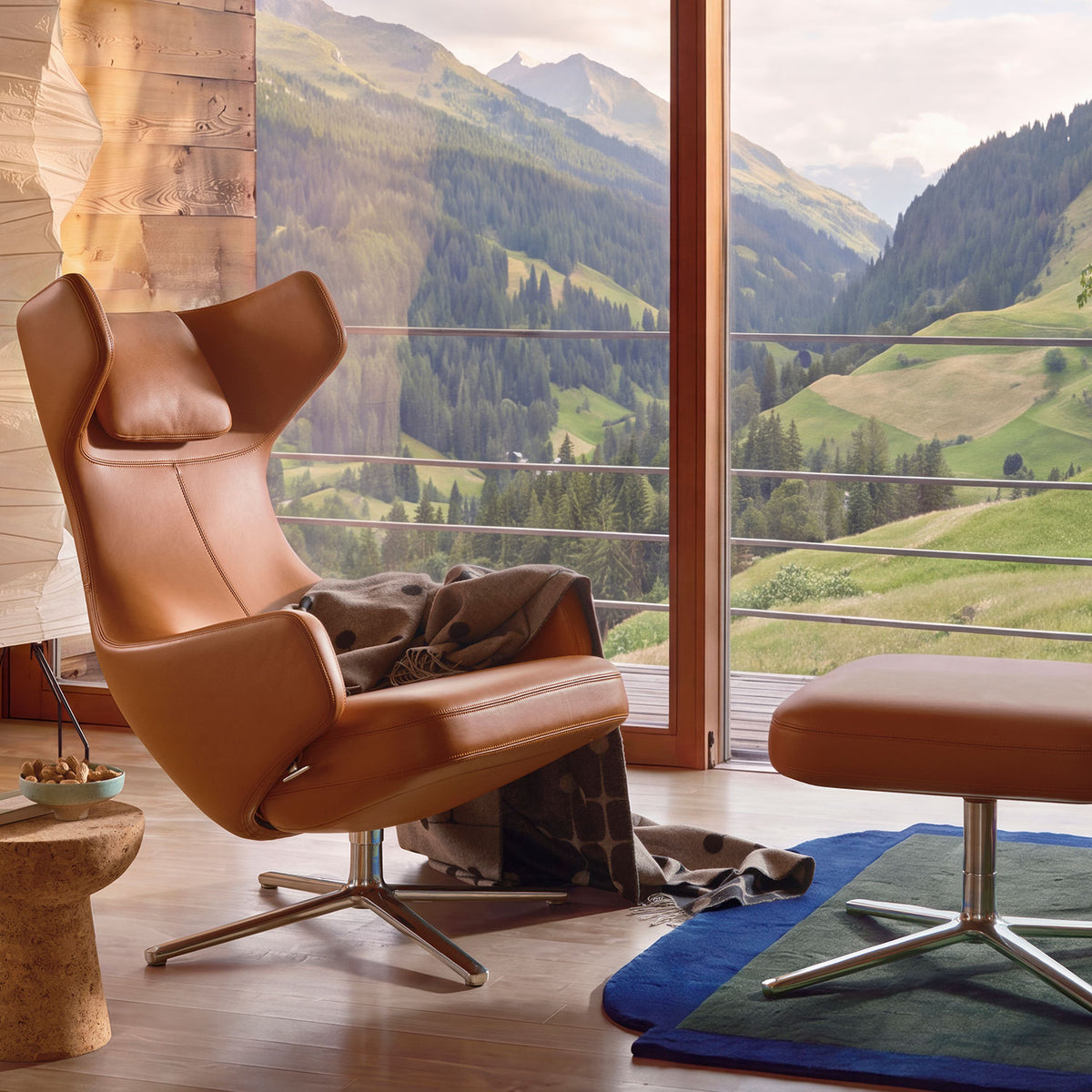Grand Repos Lounge Chair & Ottoman | Premium Leather Cognac 97