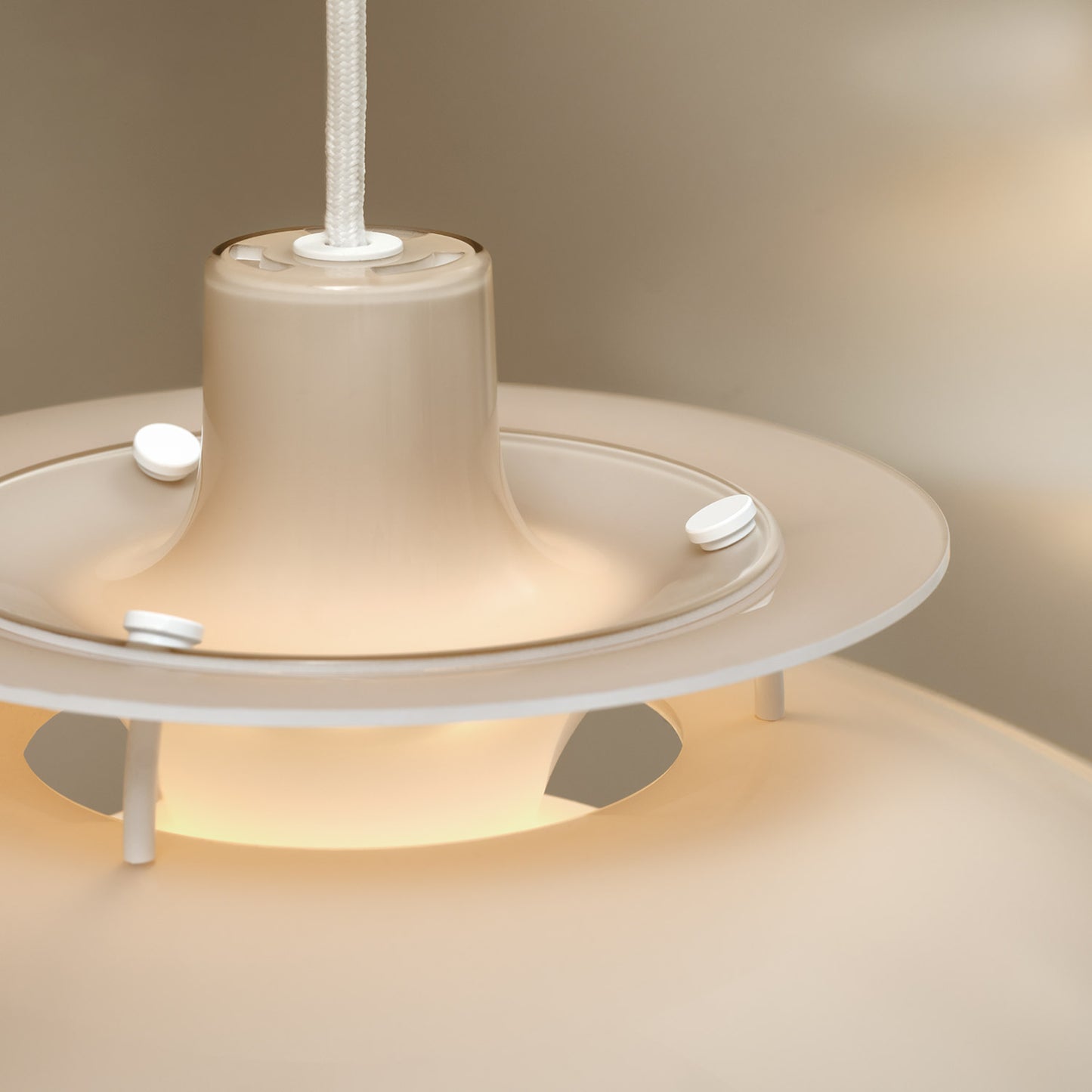 PH 5 320 Opal Pendant Lamp | Beige