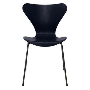 Series 7 Chair | Midnight Blue