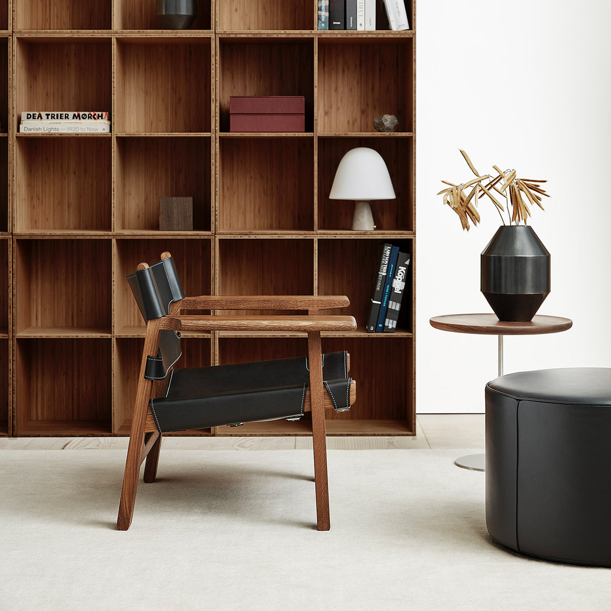 The Spanish Chair | Black Leather