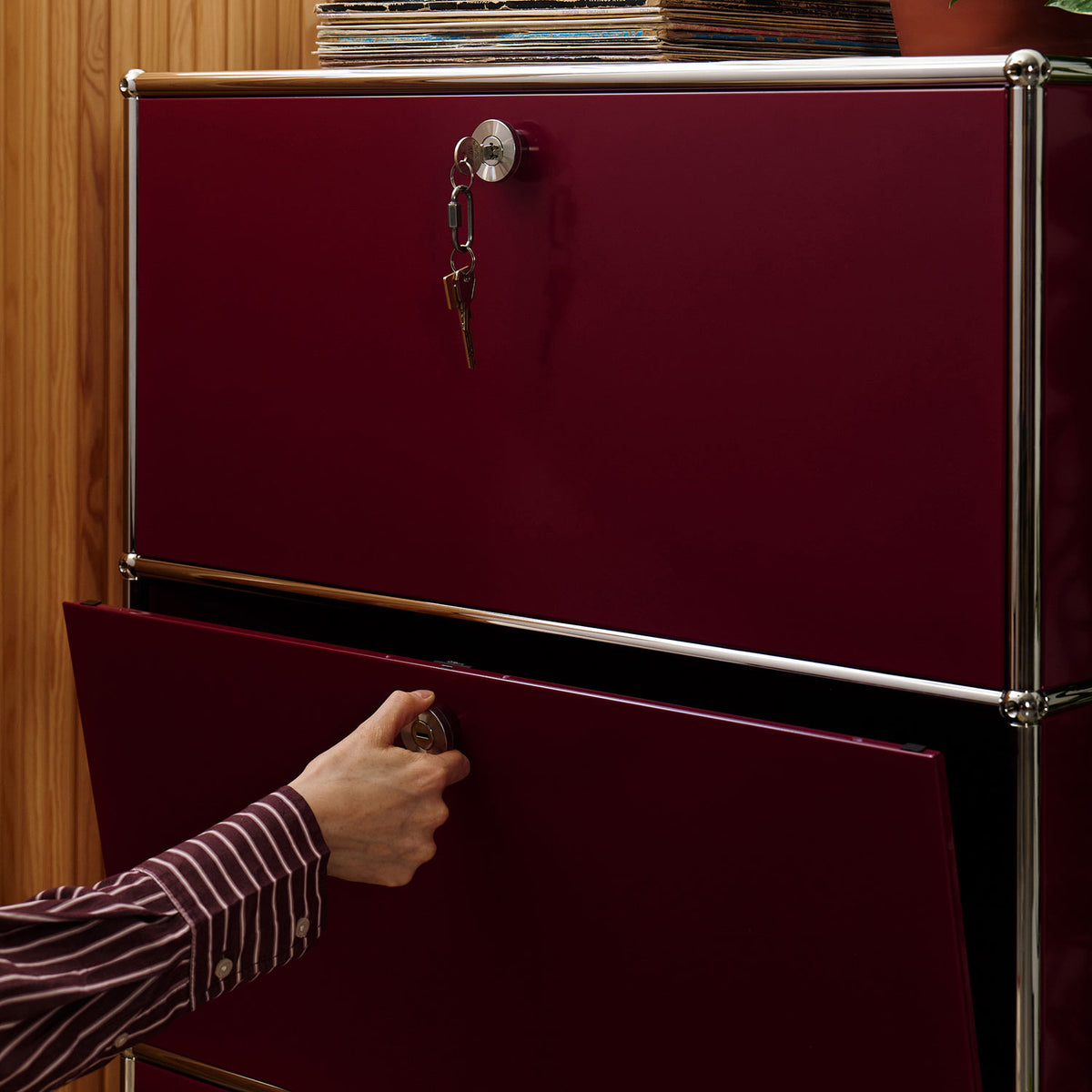 Special Edition USM Haller for Aram Highboard G1 | Claret Lacquer Panels