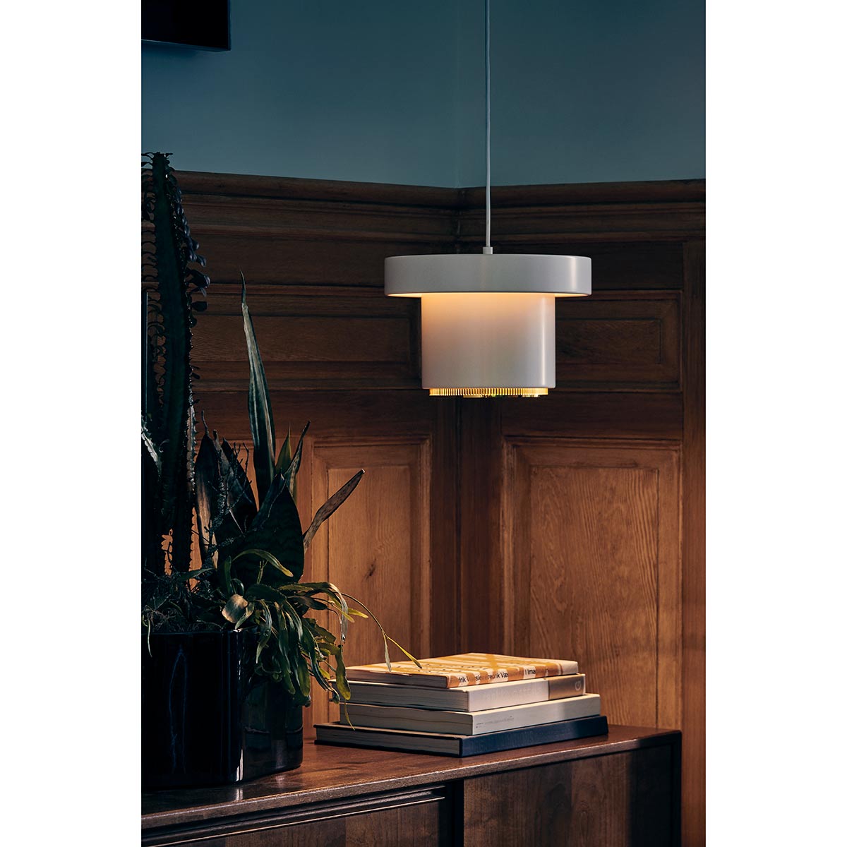 A201 Pendant Lamp | White