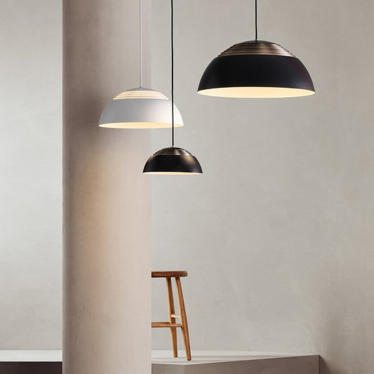 AJ Royal Pendant 370mm | Black