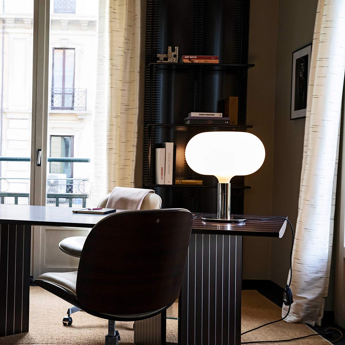 AM1N Table Lamp | Chrome