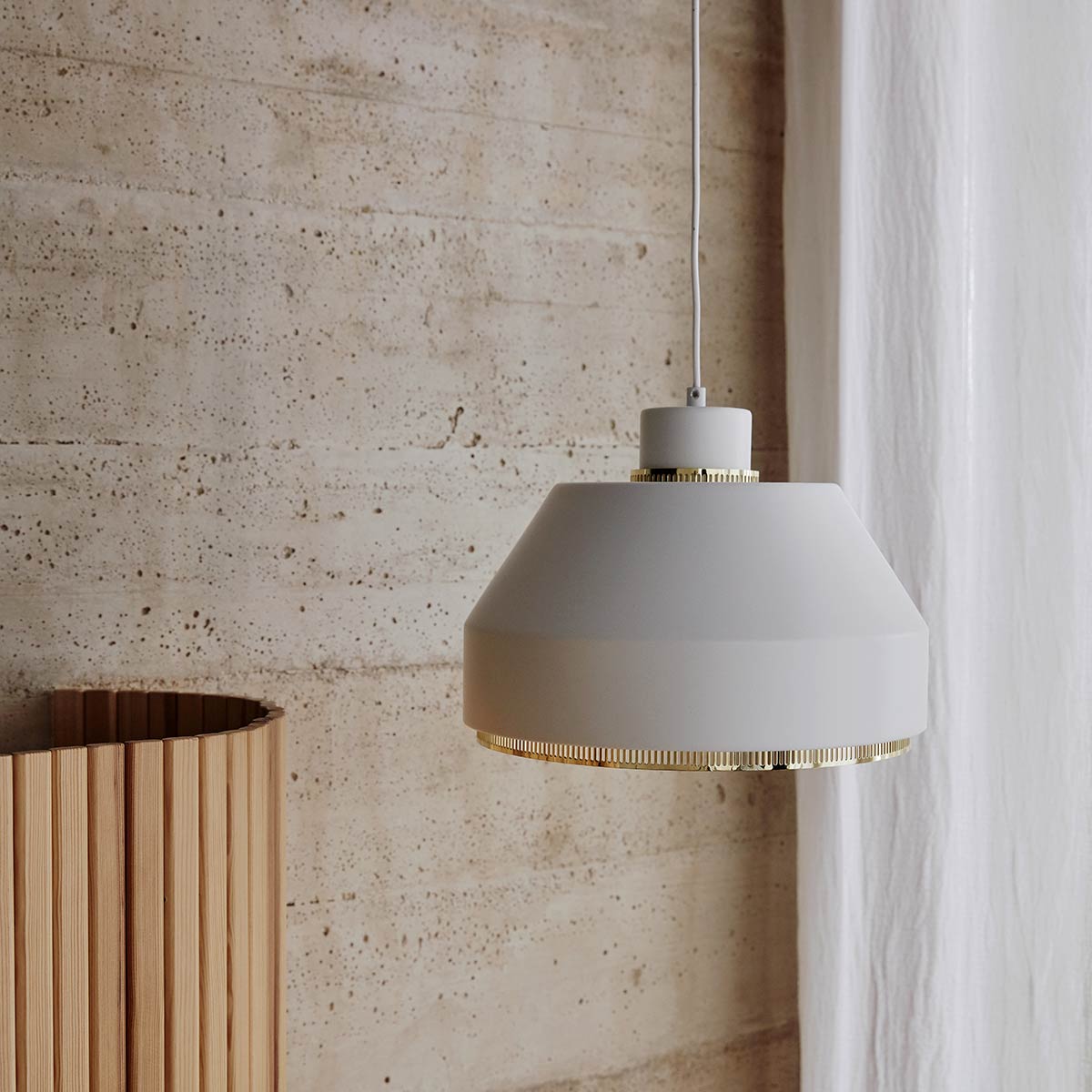 AMA500 Pendant Lamp | White Powder Coated Shade