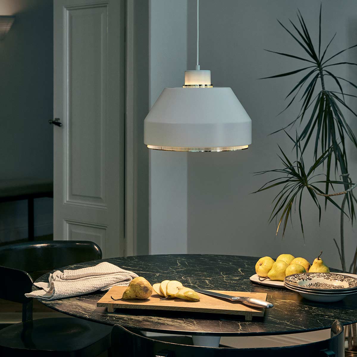 AMA500 Pendant Lamp | White Powder Coated Shade