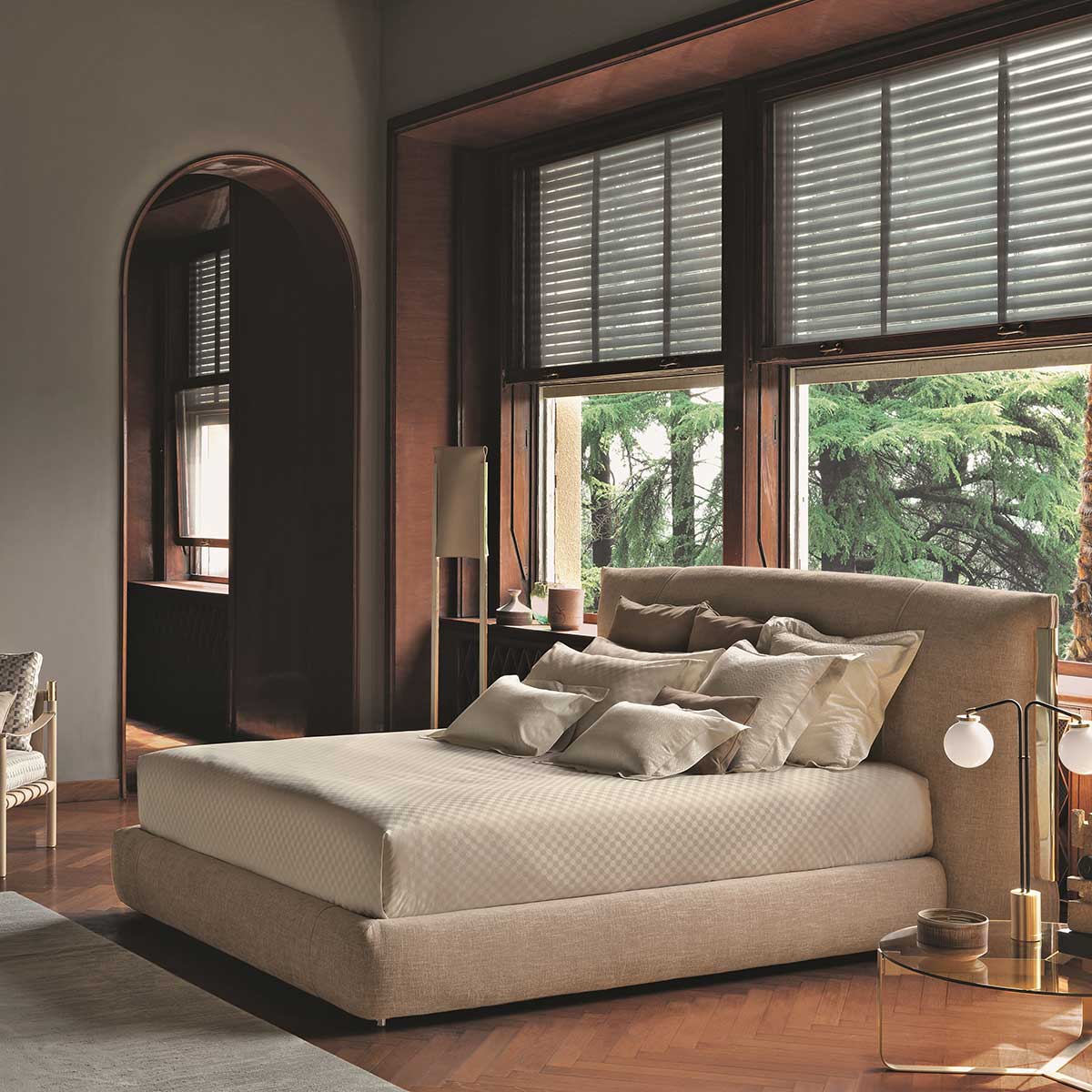 Amal Bed 180cm | Pale Gold Seattle 559 Fabric