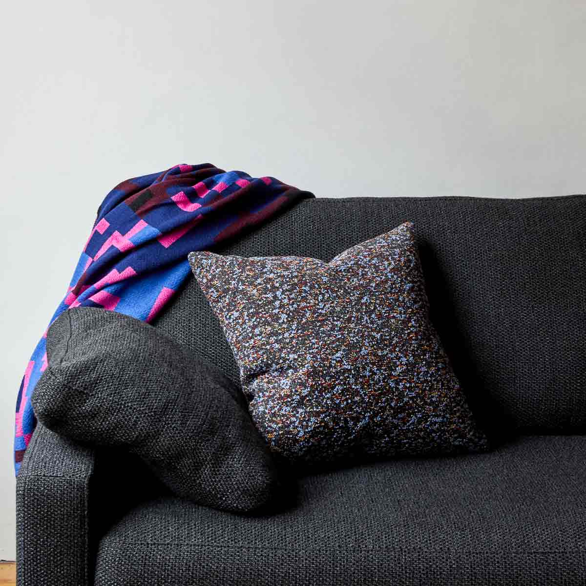 Conseta Sofa 204x85cm | Anthracite 5010 Fabric Upholstery