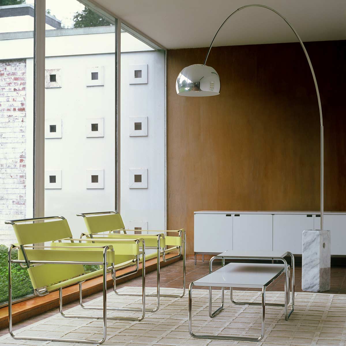 Laccio Low Table Short | White Laminate Top