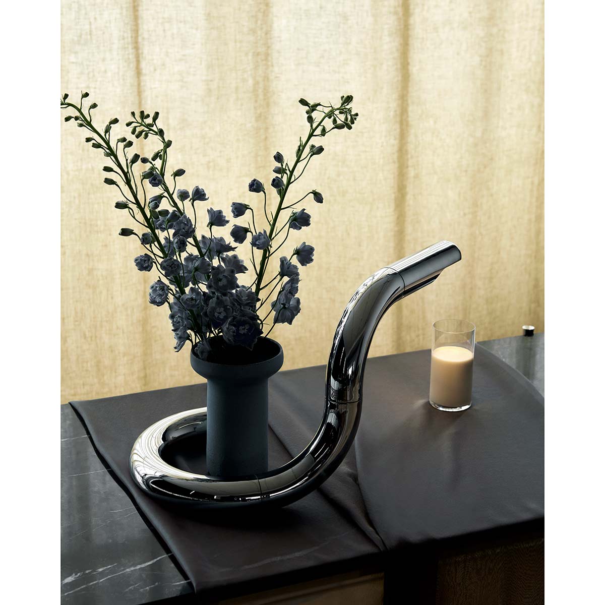 Aspide Table Lamp | Chrome