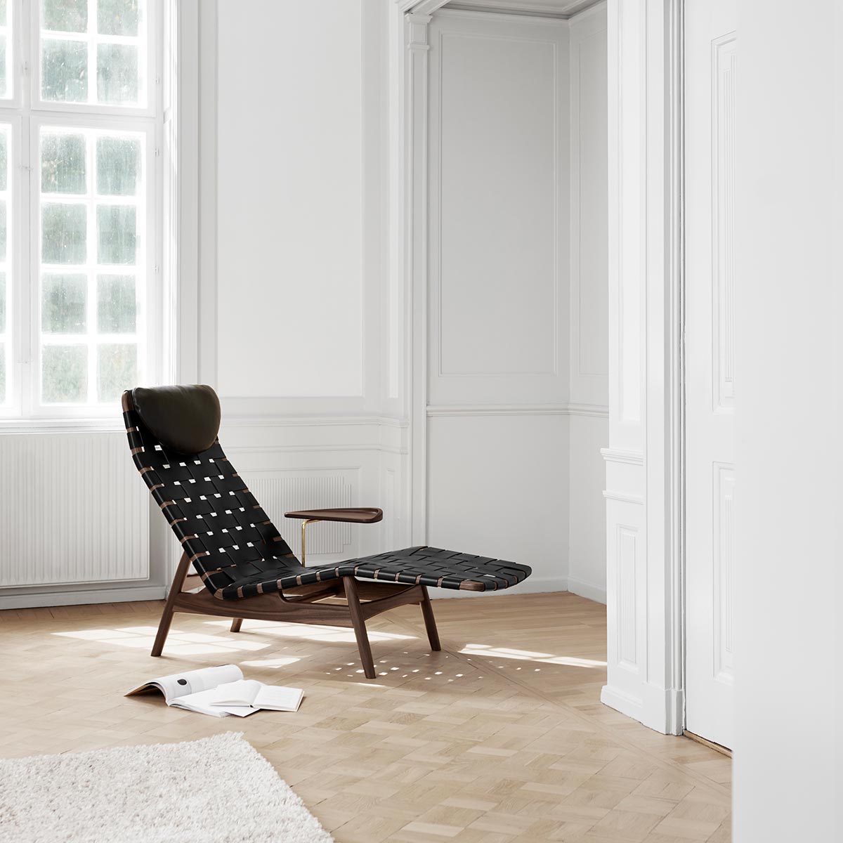 Sibast AV Egoist Chaise Longue | Black Leather