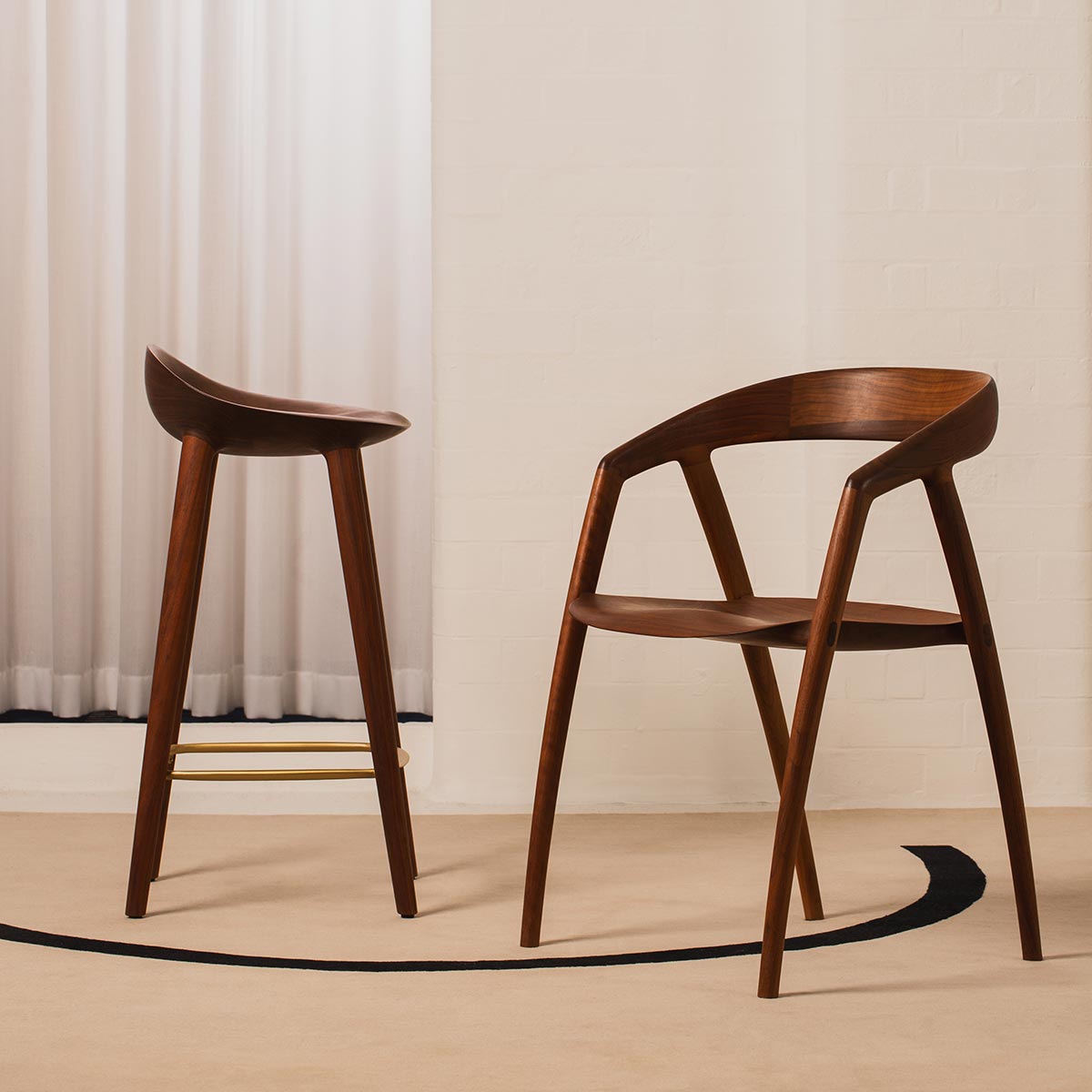 BAR Counter Stool | Oiled Walnut Frame