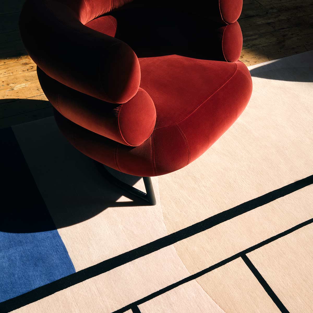Eileen Gray Bibendum Chair | Opera Red 117 Velvet Upholstery