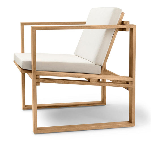 BK11 Outdoor Lounge Chair | Untreated Solid Teak Frame