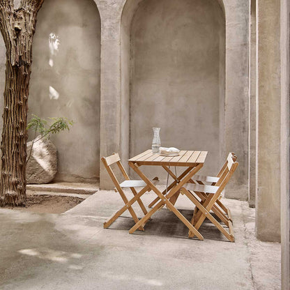 BM4570 Outdoor Chair | Heritage Papyrus Fabric
