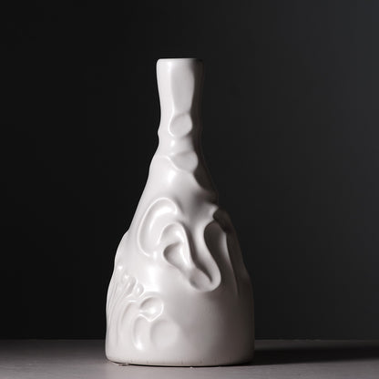 Casa de Familia Bottle | White matte glazed ceramic