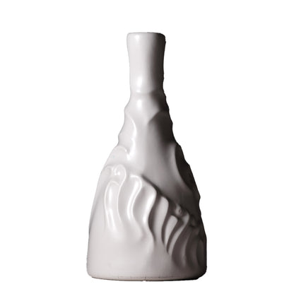 Casa de Familia Bottle | White matte glazed ceramic