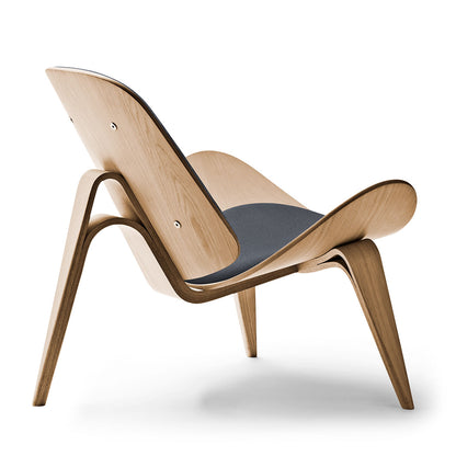 CH07 Shell Chair | Haired Cowhide Brown/White