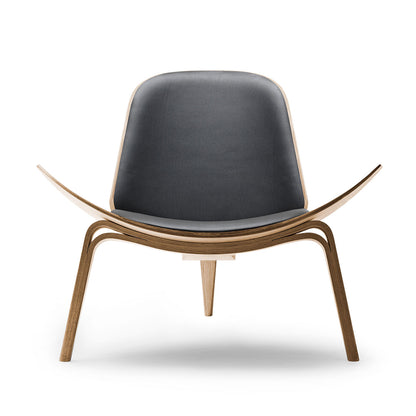 CH07 Shell Chair | Leather Thor 301 Black