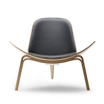 CH07 Shell Chair | Leather Thor 301 Black