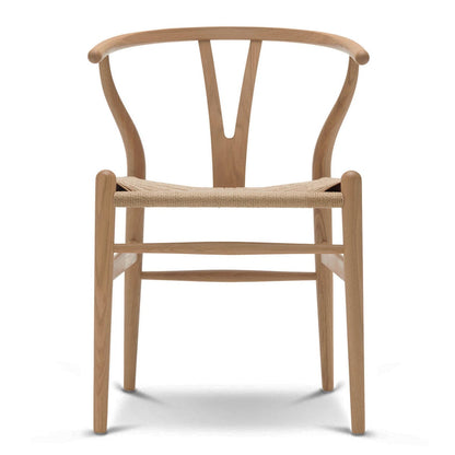 CH24 Wishbone Chair | Oak Frame White Pigmented Oil Finish