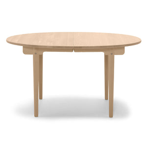 CH337 Extendable Table | Oiled Oak Top and Frame