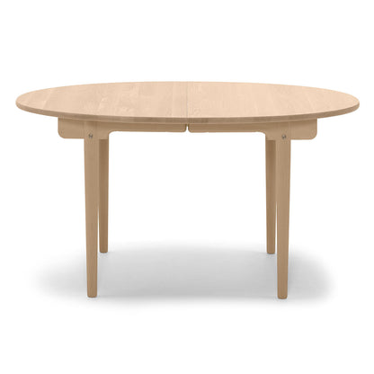 CH337 Extendable Table | Oiled Oak Top and Frame
