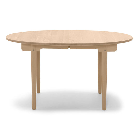 CH337 Extendable Table | Oiled Oak Top and Frame