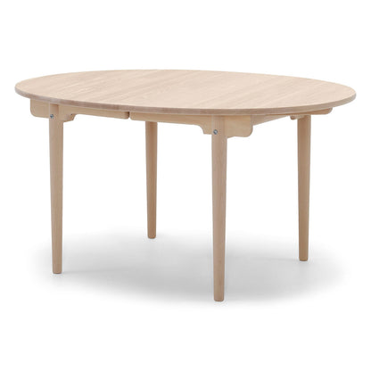CH337 Extendable Table | Soaped Oak Top and Frame