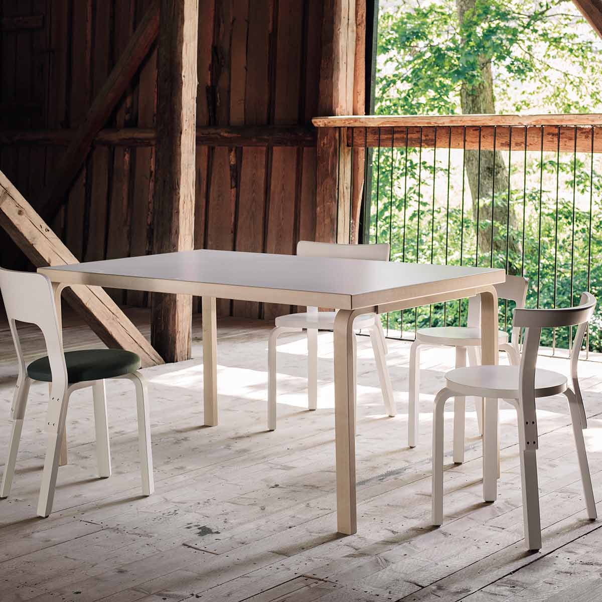 68 Chair | Birch White Lacquered Seat