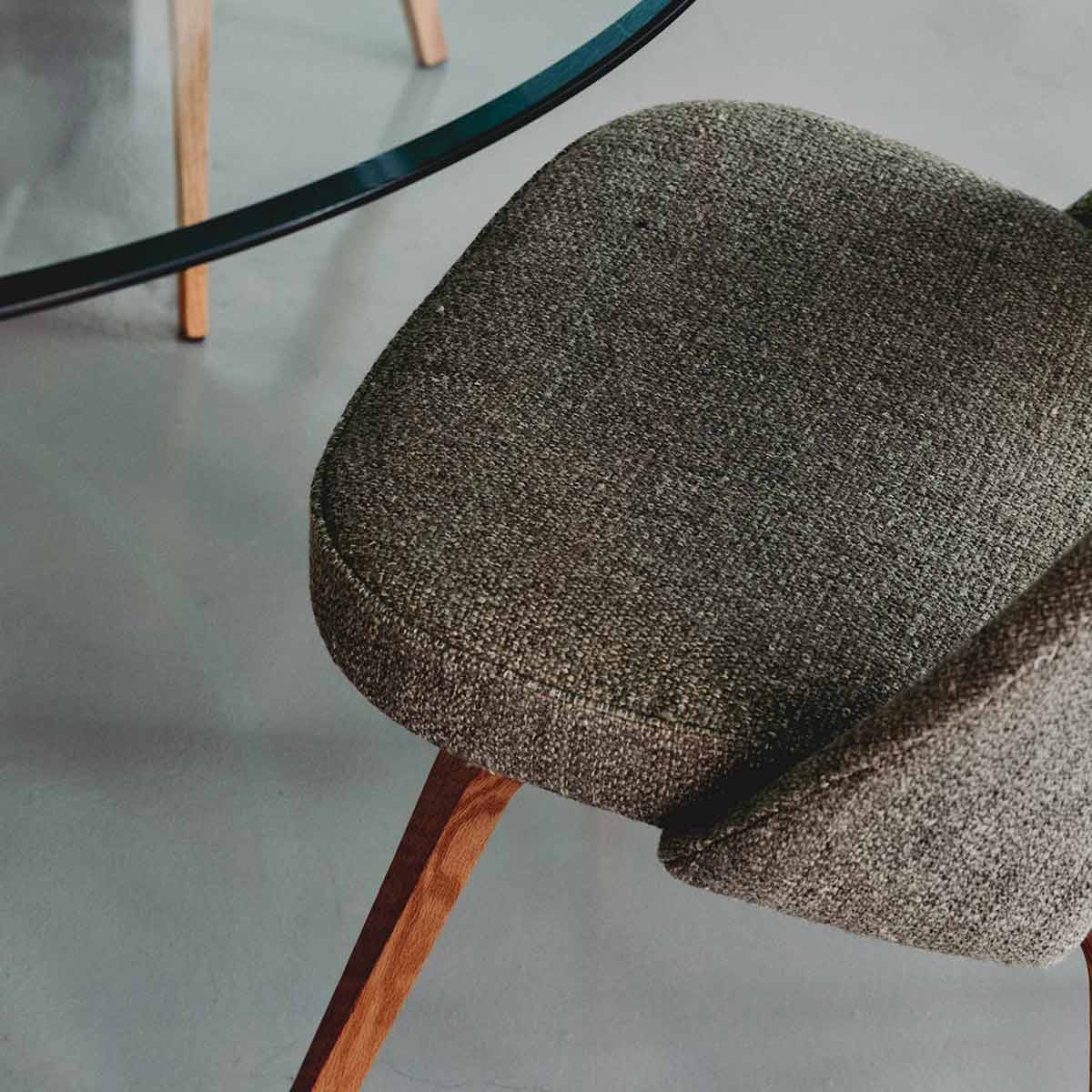 Conference Side Chair Relax | Light Brown 19 West Fabric Upholstery
