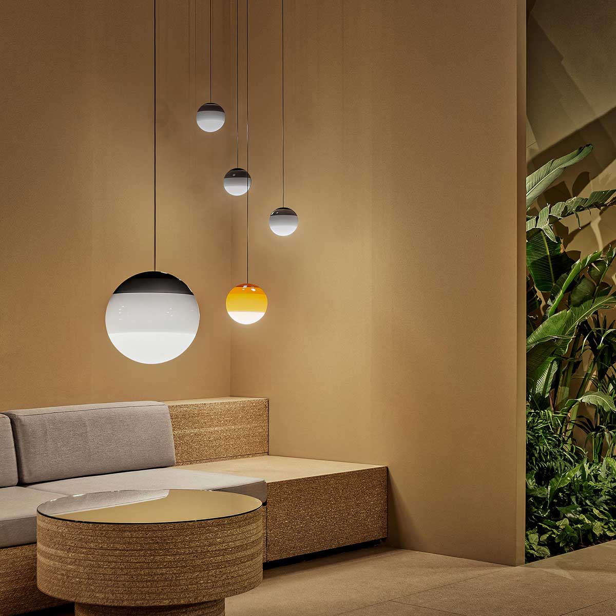 Dipping Pendant Light | Amber