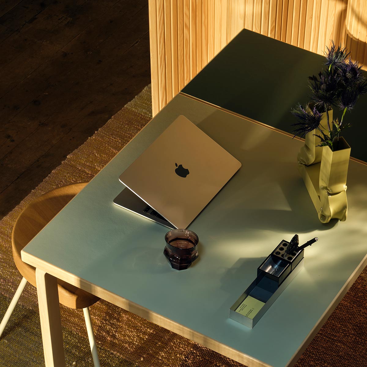 DL81C Aalto Folding Table | Pistachio Linoleum Top and Olive Drop Leaf