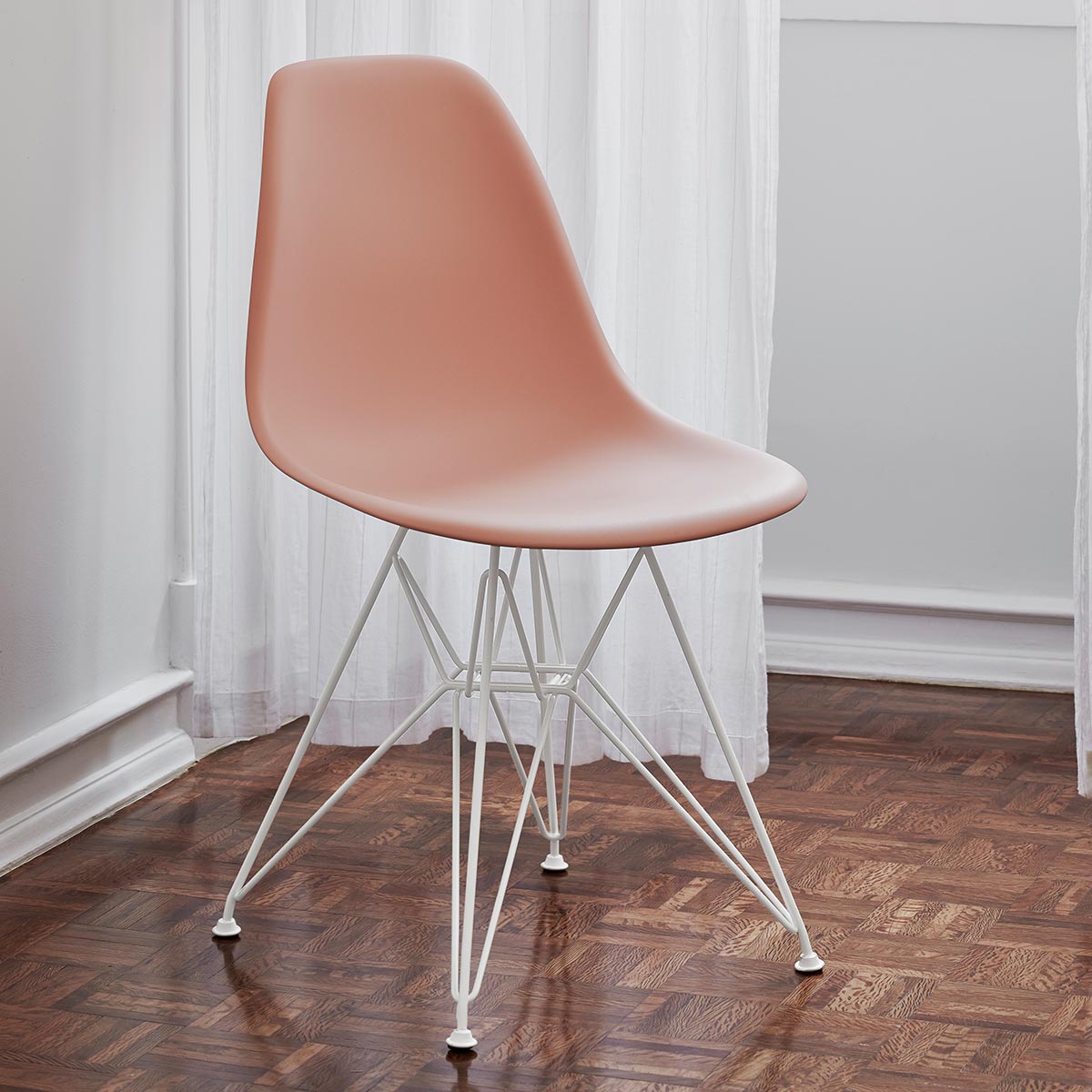 DSR Eames Plastic Side Chair | Polypropylene Seat Shell in Pale Rose