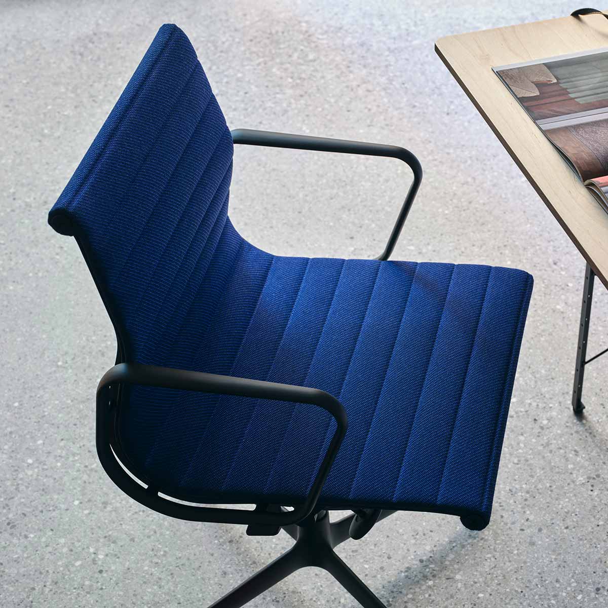 Aluminium Group EA 132 Chair | Track 19 Royal Blue Nero Upholstery