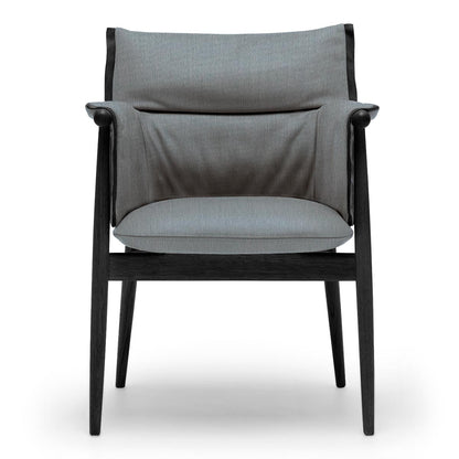 Embrace Armchair E005 | Light Grey Hallingdal 130 Black Edge Strip