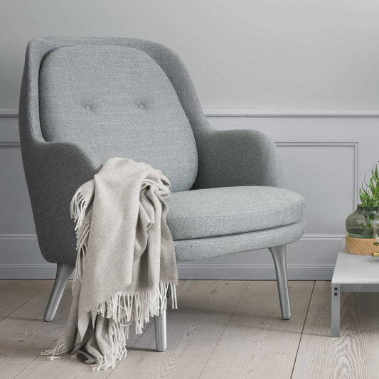 Fri Chair | Silver Grey Sunniva 242 Upholstery