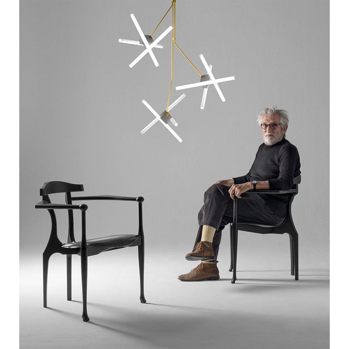 Gaulino Easy Chair | Black Hide Seat