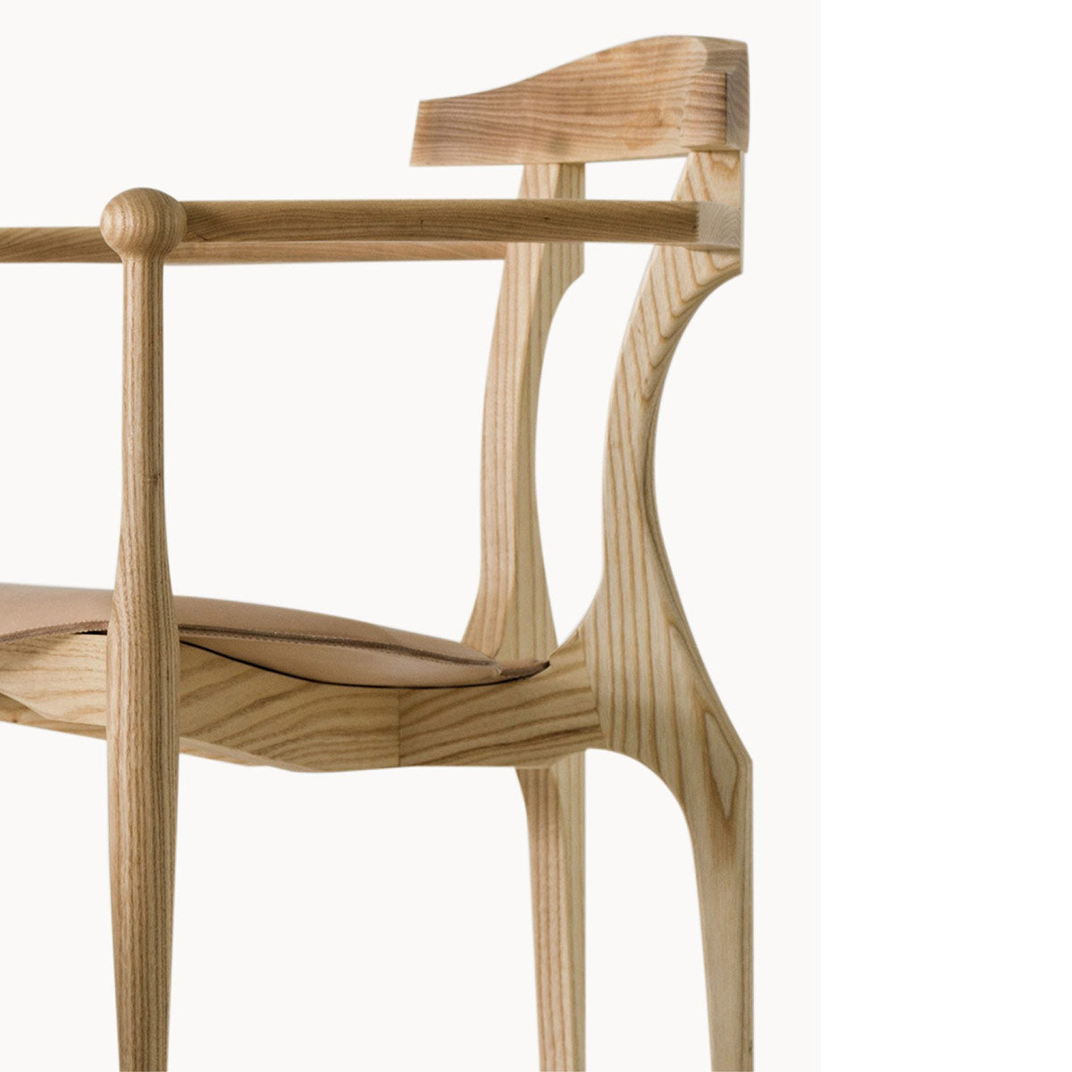 Gaulino Easy Chair | Natural Hide Seat