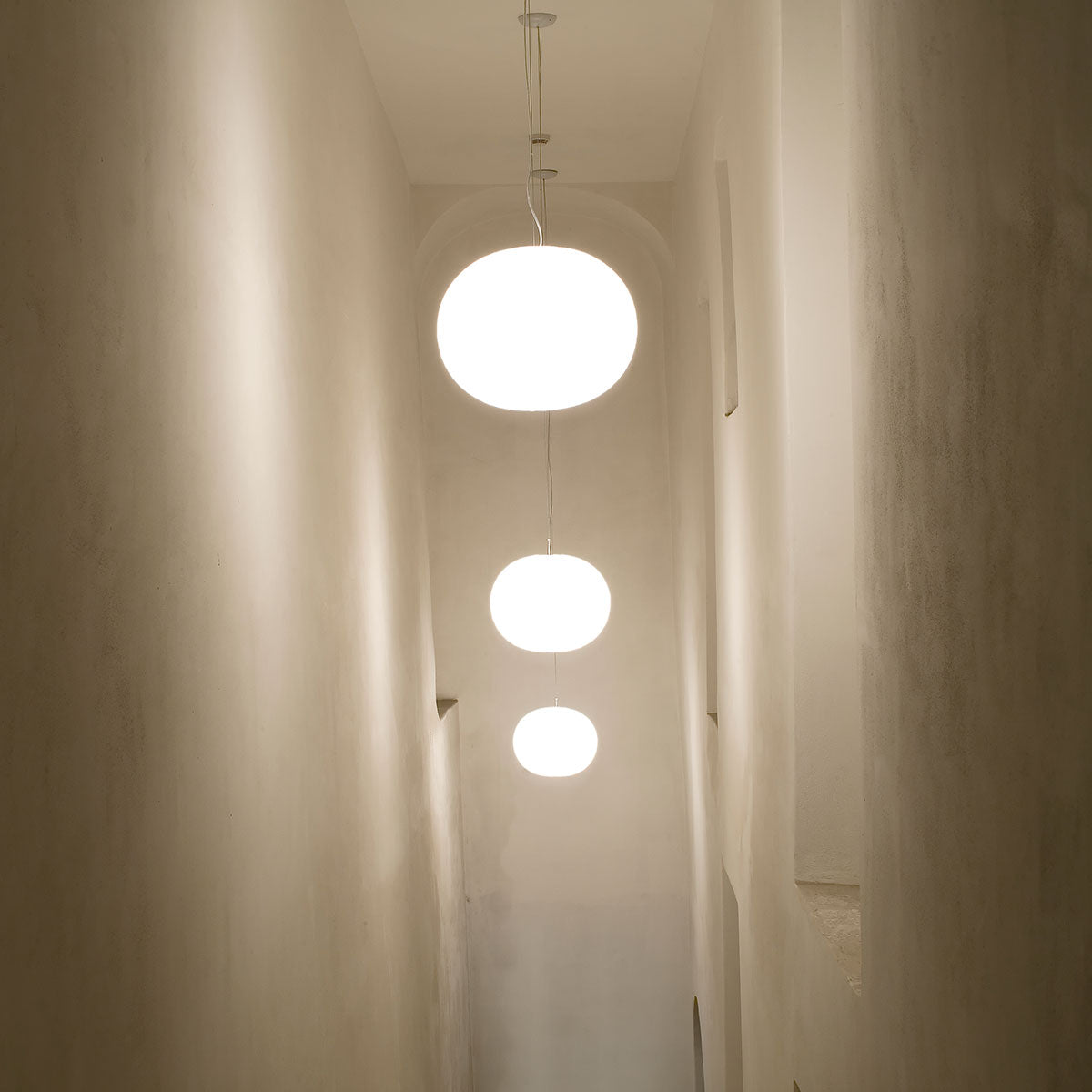 Glo-Ball S1 Pendant Lamp | Opaline Glass