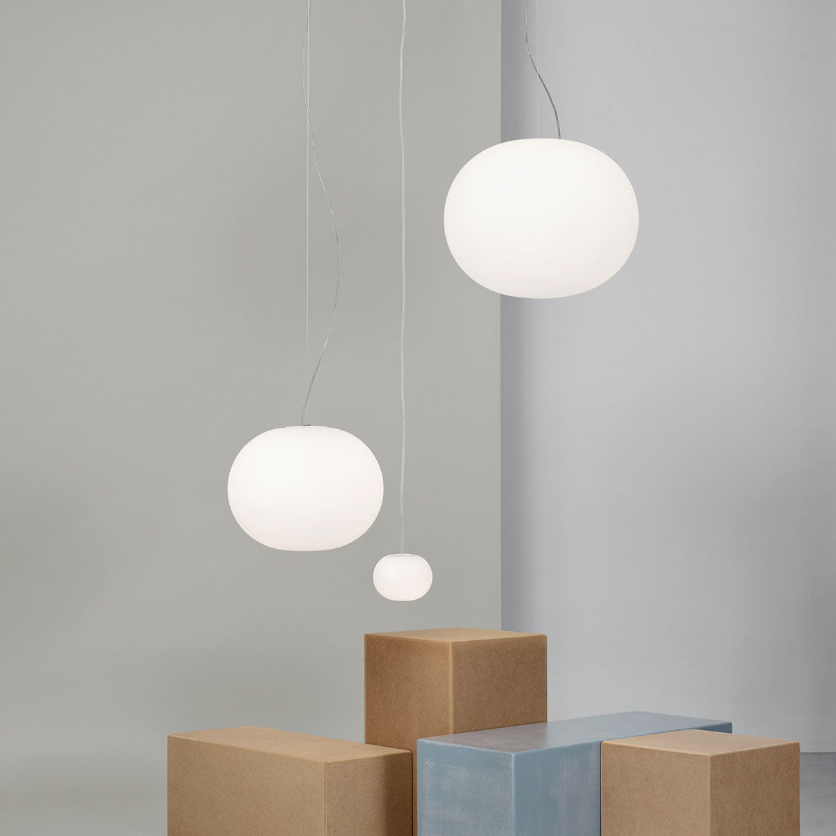 Glo-Ball S2 Pendant Lamp | Opaline Glass
