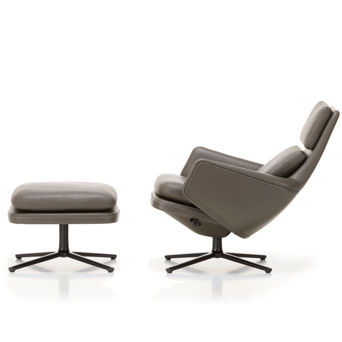 Grand Relax Lounge Chair & Ottoman | Umbra Grey Forte and Umbra Grey Premium Leathers