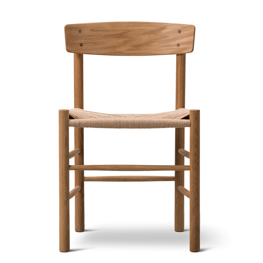 J39 Chair | Oiled Oak Frame