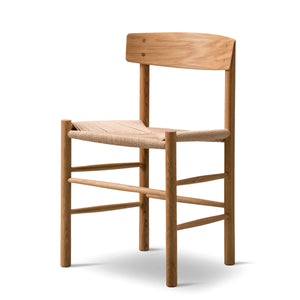 J39 Chair | Oiled Oak Frame