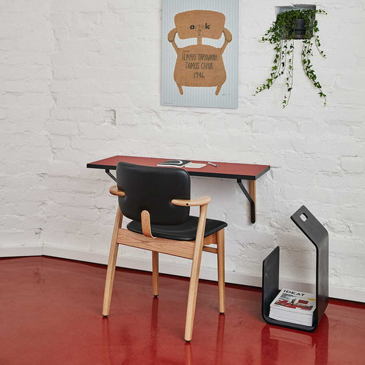 Kanto Magazine Rack | Black Lacquered Birch